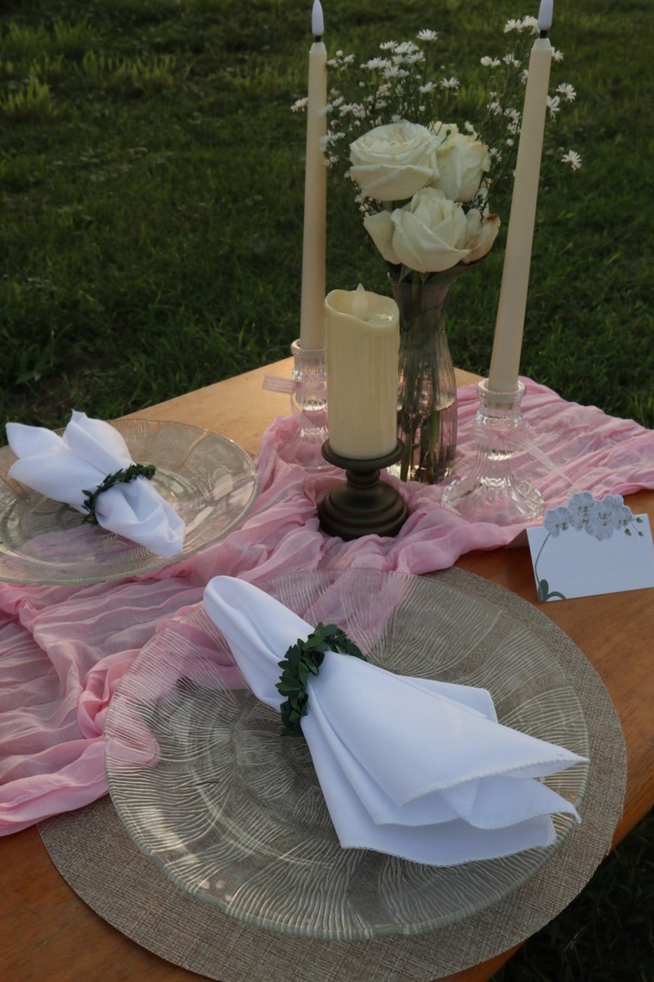 Full Bloom table in daylight
