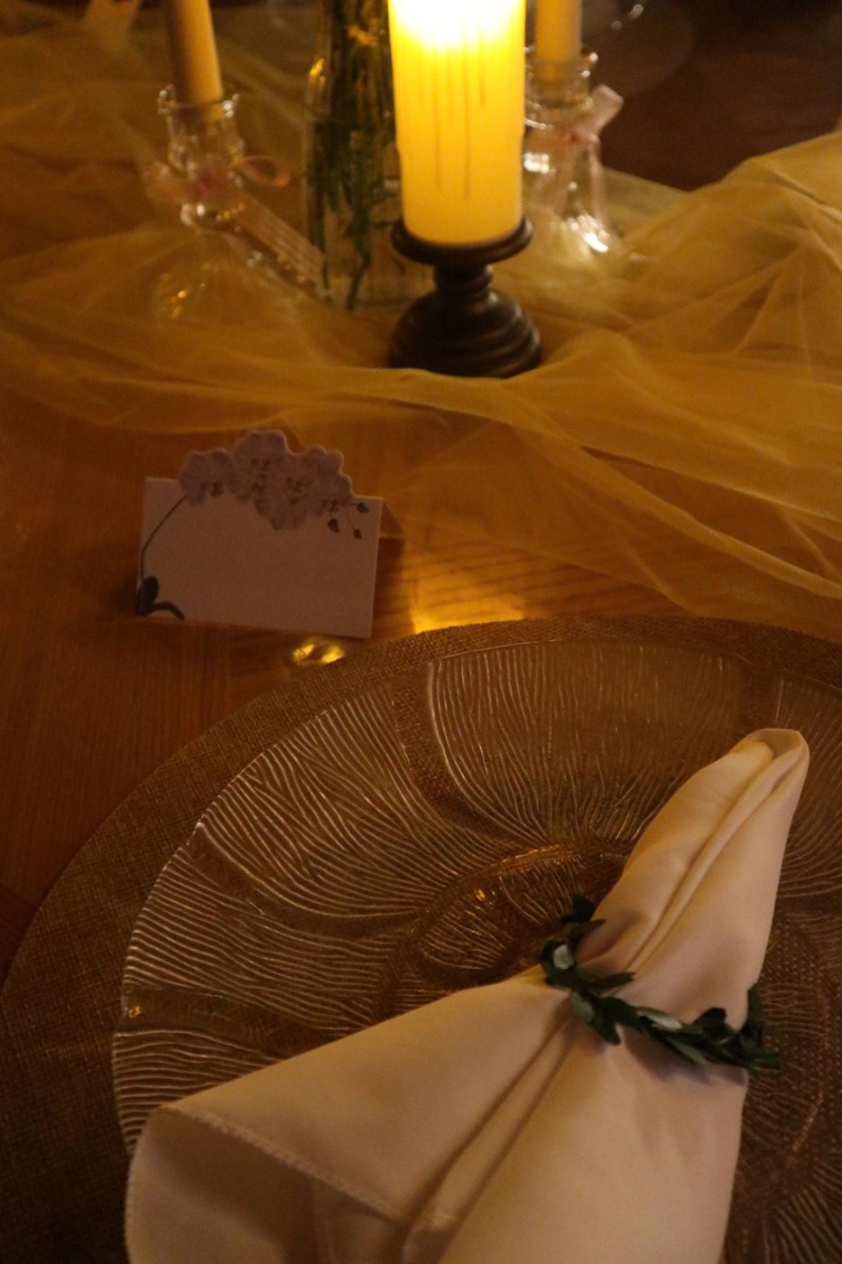 Full Bloom table by candlelight